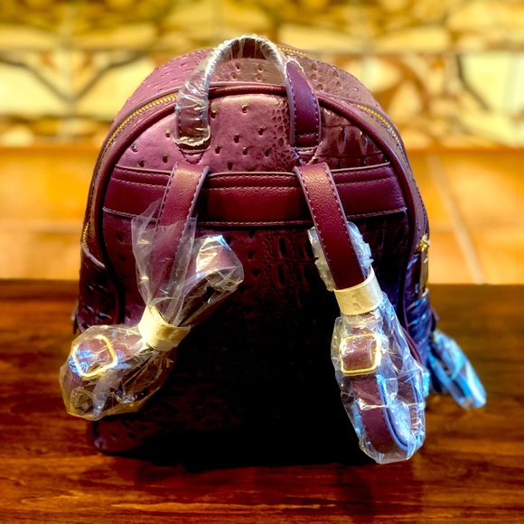 Backpack - Picture 3 of 4